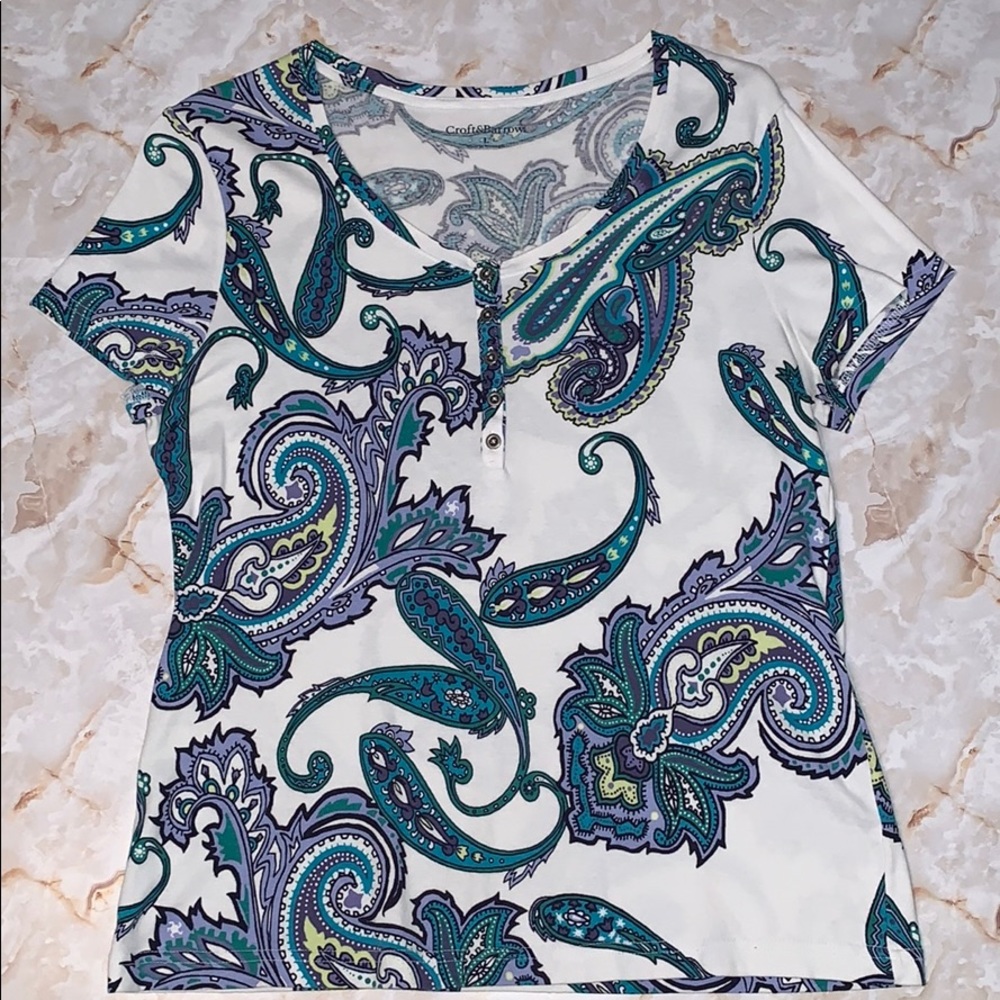 ⭐️ CROFT & BARROW CLASSIC BUTTON TEE (LIKE NEW)